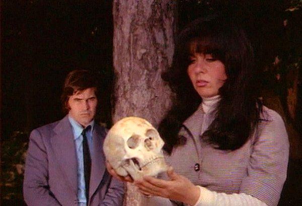 4 Mart - İntikam Meleği/Kadın Hamlet (1976)