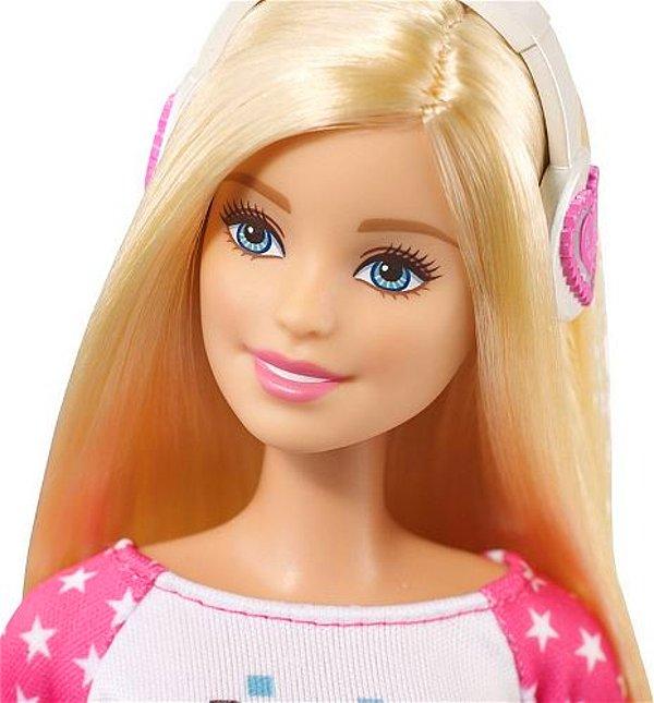 15. Barbie'nin gerçek olmadığını kim söyleyebilir ki zaten?