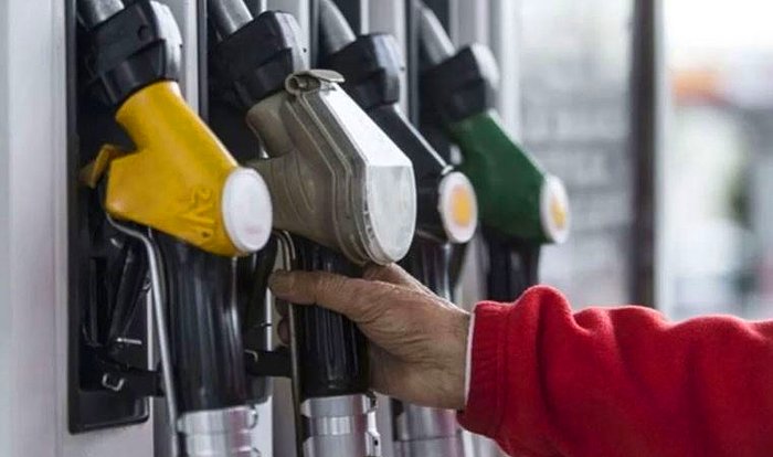 Petrol ve Dolardaki Artış Sonrasında Benzin ve Motorine Zam Bekleniyor