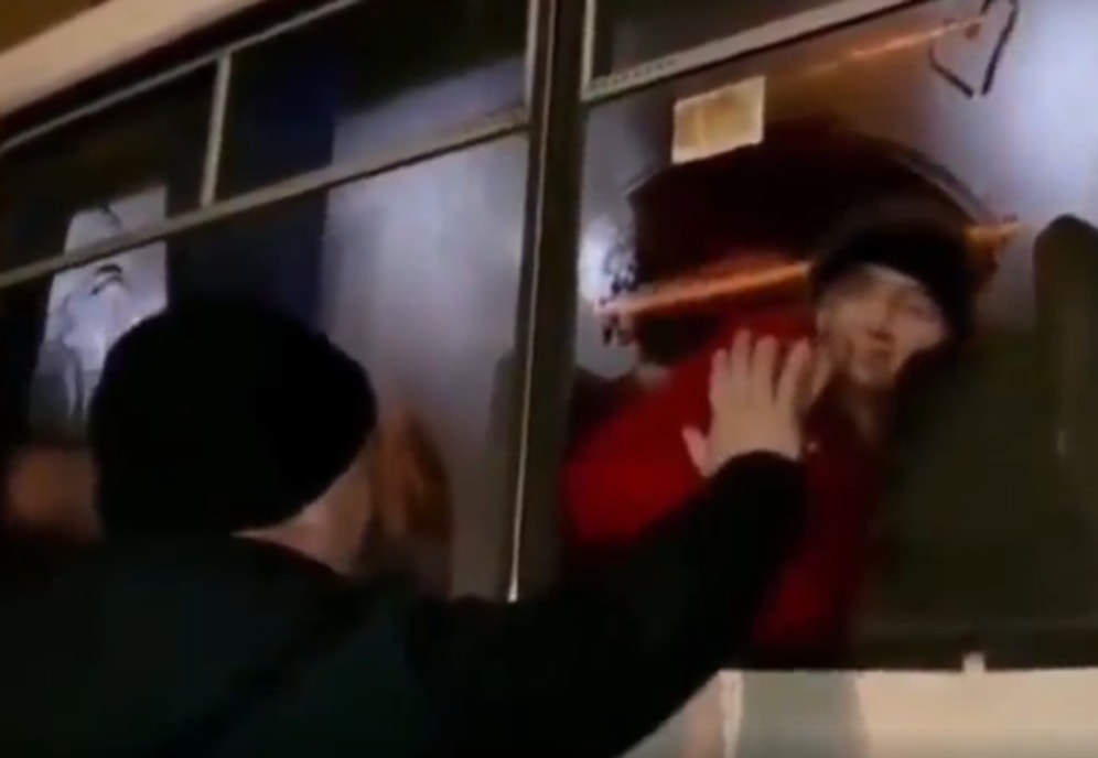 Ukrayna’da Orduya Katılan Bir Babanın Kızına Veda Ettiği Duygusal Anlar