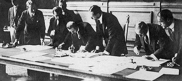 Türkiye, II. Dünya Savaşı’nda Montrö Boğazlar Sözleşmesi sayesinde tarafsız kalabilmişti.