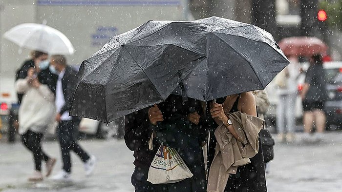 Meteoroloji'den Son Dakika Uyarısı: 3 Gün Şiddetli Sağanak Yağış! Yarın Hava Durumu Nasıl Olacak?