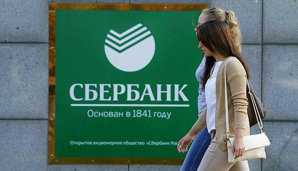 12.05 | İngiltere, Rusya ve Avrupa'nın en büyük bankalarından biri olan Sberbank'a yaptırım uyguladı.