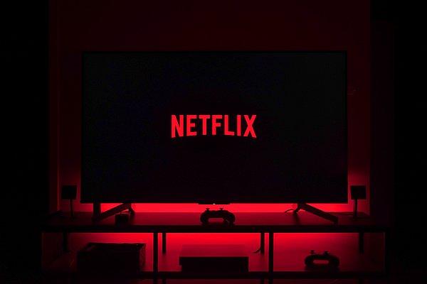Netflix, Rusya devlet kanallarını yayınlamasını zorunlu tutan düzenlemeye ilişkin açıklama yapmıştı.