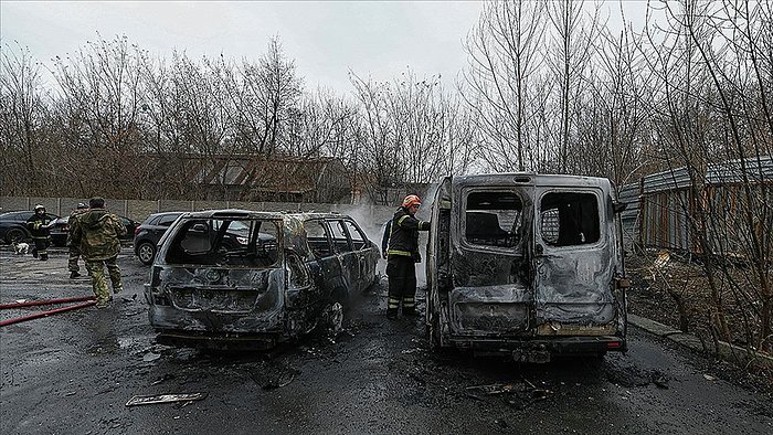 Rusya, Ukrayna’da İnsani Koridor Açılması İçin Kısmi Ateşkes İlan Etti