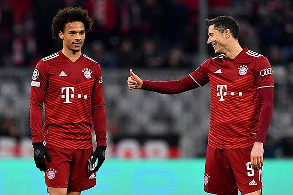 Bayern'e farklı galibiyeti getiren golleri; 12 ve 21. dakikalarda penaltıdan Lewandowski, 23. dakikada Lewandowski, 31. dakikada Gnabry, 54 ve 83. dakikada Thomas Müller ve 85. dakikada Leroy Sane'den geldi.