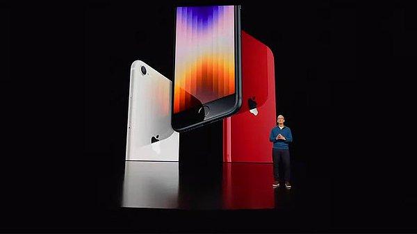 1. Apple, düzenlediği etkinlikte iPhone SE 3 ve beraberindeki yeni ürünlerini resmi olarak tanıttı.
