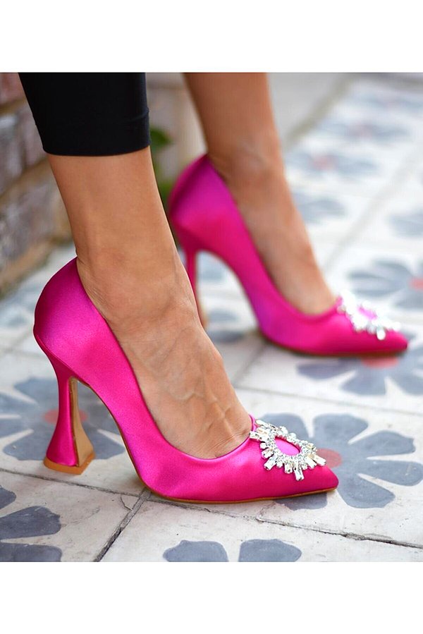 6. Pembe stiletto aşkına!