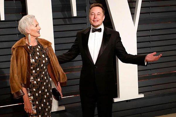 1. En zengin iş insanlarından birisi. Aynı zamanda dünyanın en büyük elektrikli otomobil üreticisi Tesla ile uzay şirketi SpaceX'in kurucusu olarak tanıdığımız, haberlerimize sık sık konu ettiğimiz Elon Musk'ın annesini hiç merak ettiniz mi? Bu içeriğimizde Musk'ı tek başına büyüten Maye Musk'tan bahsediyoruz.