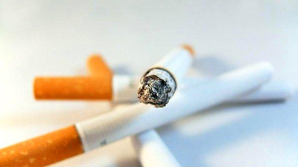 Philip Morris grubu, 1 ay aradan sonra sigaralarına 2 lira zam yaptı. Yani bu son zamlarla birlikte en ucuz sigara fiyatı 23.5 TL’ye yükseldi.