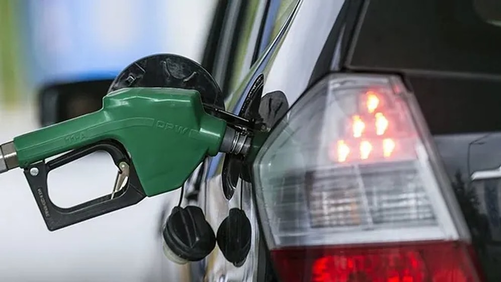 Benzin ve Motorinde Bir İndirim Daha Geliyor