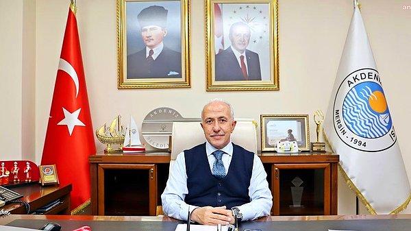 10. AKP'li Akdeniz Belediye Başkanı Mustafa Gültak, ekonomik kriz hakkında konuşurken, 'Milattan önceye değil 15-16 yıl öncesine gittiğinizde buzdolabı bile alamıyordunuz, neden zorunuza gidiyor?” dedi.