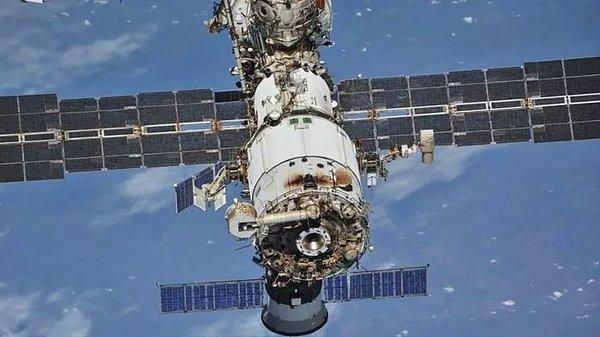 Uluslararası Uzay İstasyonu Rusya, ABD, Kanada, Japonya ve birkaç ülkenin ortaklığıyla kurulmuştu.