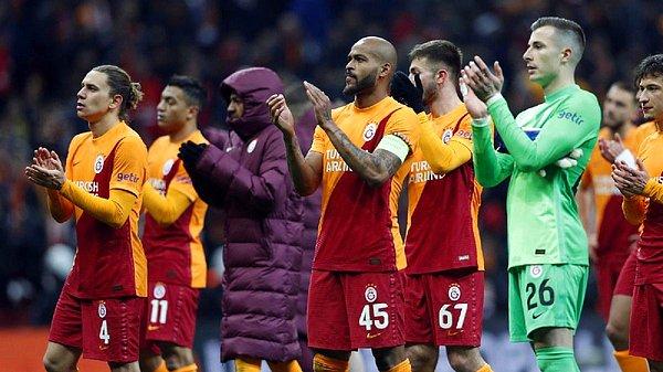 19. Galatasaray - 9 futbolcu