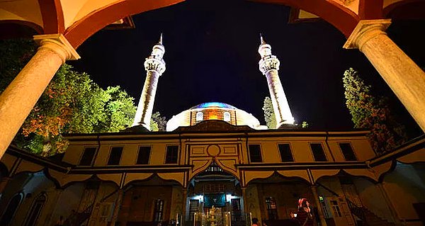 İzmir’de İlk Sahur ve İftar Saat Kaçta?