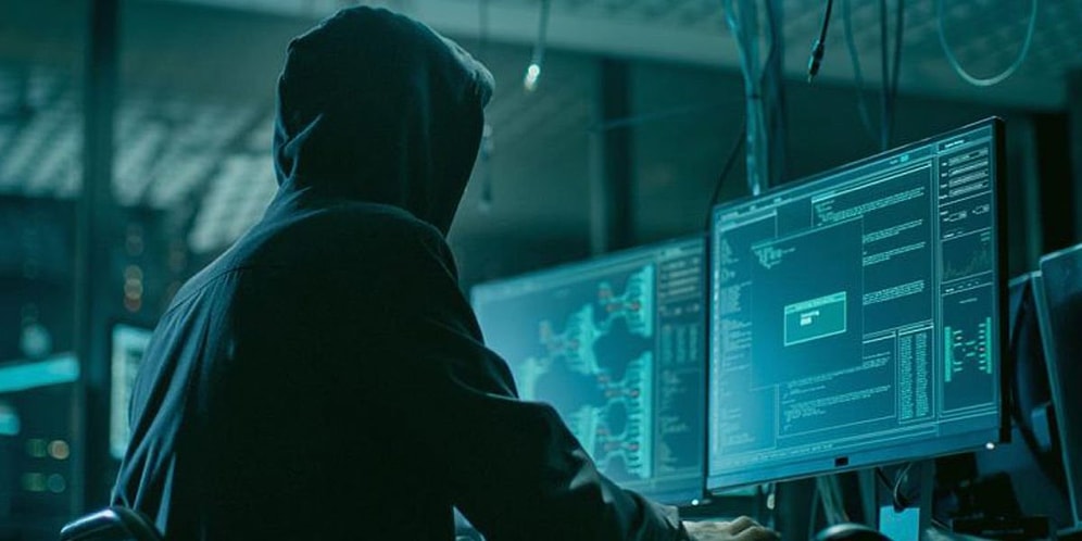 Siber Suç Çetesinin Lideri 16 Yaşında Otizmli Bir Genç Çıktı!