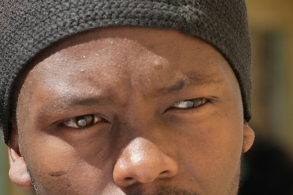 10. Черные мужчины не уважают черных женщин больше, чем кто-либо другой