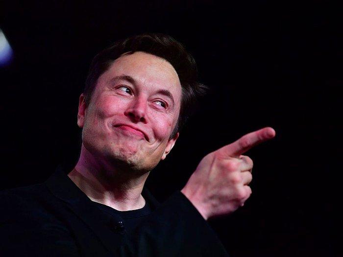 Tesla ve Space X'in CEO'su Elon Musk, İlk Dolar Trilyoneri Olmaya Hazırlanıyor!