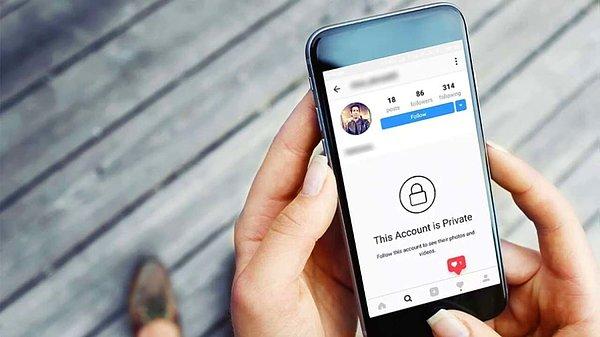 Milyarlarca kullanıcıya ulaşan Instagram, özel hayatı korumak için kullanıcılara gizli hesap seçeneği sunuyor.