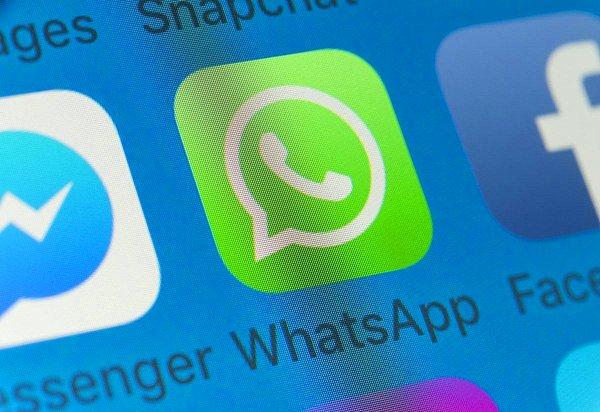 1. Popüler mobil mesajlaşma uygulaması WhatsApp, kullanıcı deneyimini zenginleştirme odaklı olarak 100 MB olan dosya transfer limitini artırıyor. Test edilen özellikle birlikte yeni limit, pek çok kullanıcıyı sevindirecek.