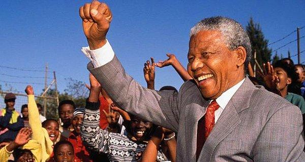 Gerçek hayatta Nelson Mandela