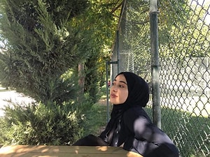Feyza Yazar Profil Resmi