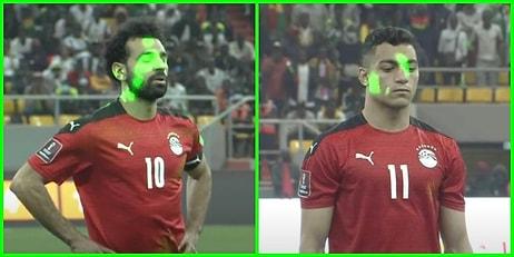 Senegal'in Mısır'ı Eleyerek Dünya Kupası'na Katıldığı Maça Mısırlı Futbolculara Tutulan Lazerler Damga Vurdu