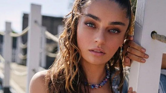 Ayça Ayşin Turan'dan Olay Açıklamalar: Kadına Şiddet Kişilikleri Gelişmeyenlerin Zayıflık Göstergesidir!