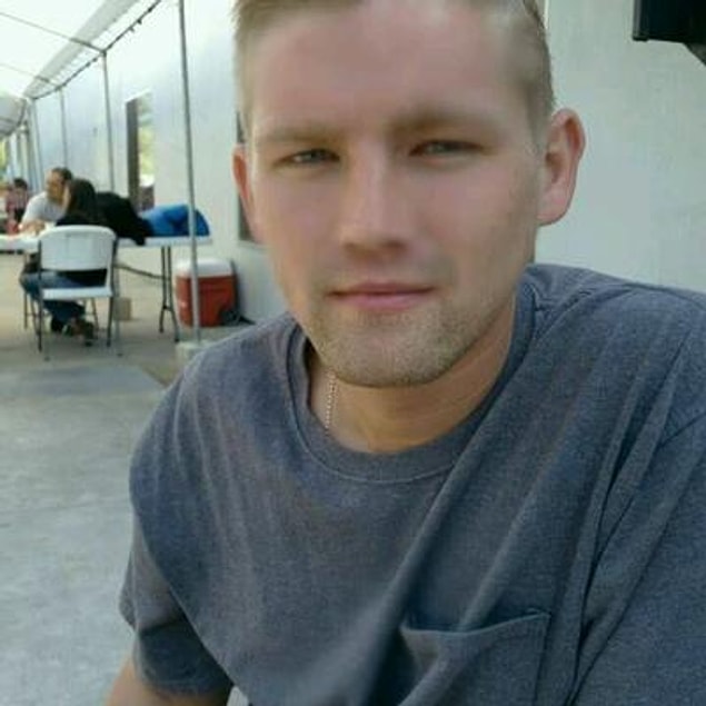 Evan Ellington