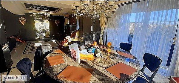 15. Şafak Sezer'in 25 Milyon TL'ye satılığa çıkardığı villasındaki detayları görenler hayrete düştü.