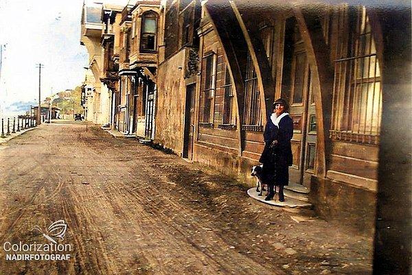 4. Tarabya'da hanımefendi, İstanbul, 1910.