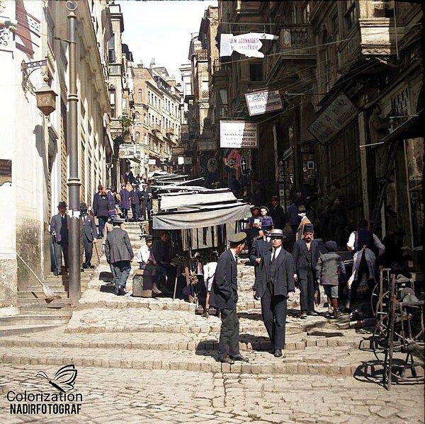 14. Yüksek kaldırım, İstanbul, 1921.