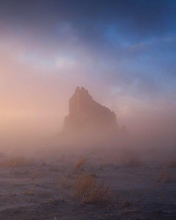11. Ship Rock dağı - New Mexico: