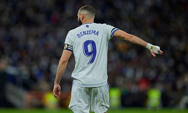 Harika bir sezon geçiren Karim Benzema çıktığı 38 maçta 38 gol ve 13 asistlik bir performans sergiledi şu ana kadar.