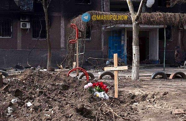 20. "Mariupol'den gelen içler acısı bu fotoğraf, şehirde işlenen suç miktarını kanıtlar nitelikte...