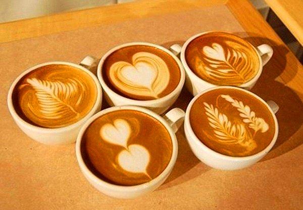 Kahvelere eklenen kremaların içinde de tadını vermesi için birçok yapay tatlandırıcı bulunuyor.