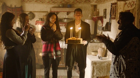 Murat Yıldırım'a Doğum Günü Sürprizi: Eşi ve Set Arkadaşları Birlik Oldu!