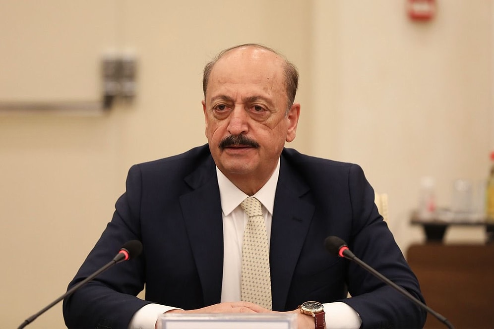 Bakan'dan Asgari Ücrete Zam Işığı mı? Memur, İşçi ve Emeklileri İlgilendiren Düzenleme