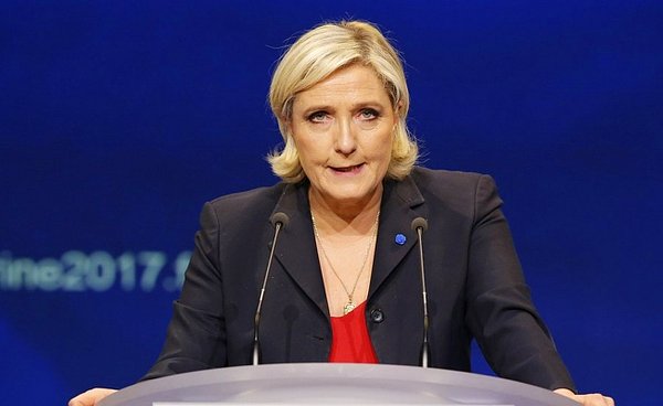 Le Pen, geçtiğimiz yıllarda Türkiye’nin Suriye sınırında başlattığı Barış Pınarı Harekâtı sonrası yaptığı açıklamada Türkiye'nin NATO2dan çıkarılması gerektiğini belirtmişti.