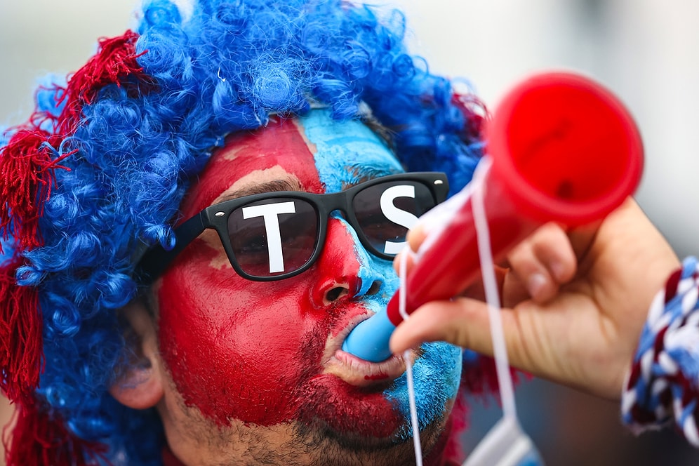 Trabzon Bordo-Maviye Boyandı; Şampiyonluğu Bekliyor! 📷