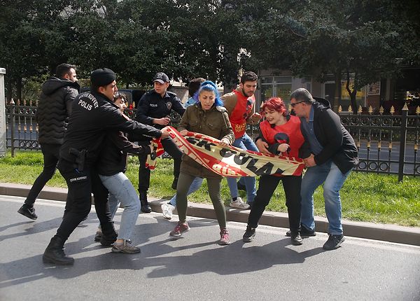 Gözaltı anlarından fotoğraflar 📷