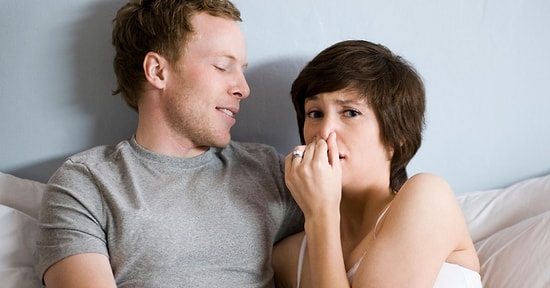 Dev Anket Başlıyor! Sevgilinin/Eşinin Yanında Osurulur mu?