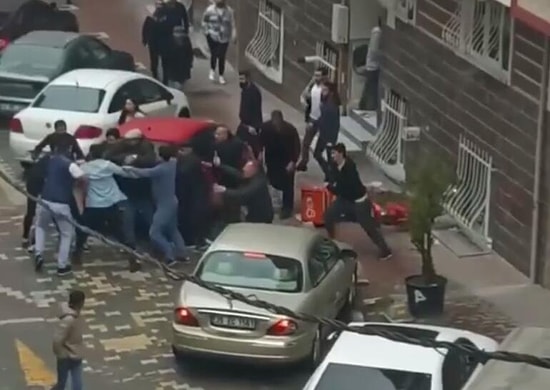 Bu da Oldu! Kiracılar ve Ev Sahipleri Meydan Savaşına Tutuştu