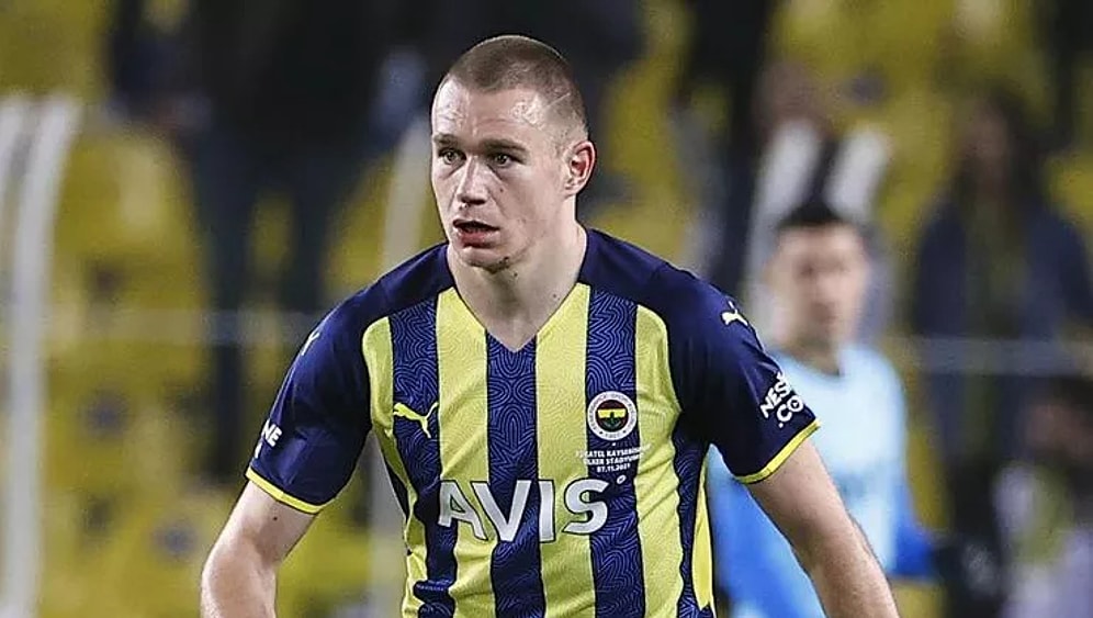 Attila Szalai Kimdir? Yıldız Futbolcu Attila Szalai Kaç Yaşında, Nereli? Attila Szalai Mevkisi Ne, Boyu Kaç?