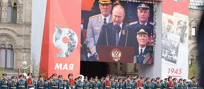 Putin Zafer Günü'nde Konuştu: 'Ukrayna'da Ana Vatanımızı Savunuyoruz'