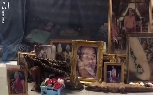 Annesinin dışkı yemesini izlemiş