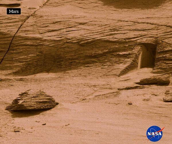 Keşif robotunun yakaladığı son fotoğraf "Mars'ta hayat var mı?" sorularını tekrar sordurdu.