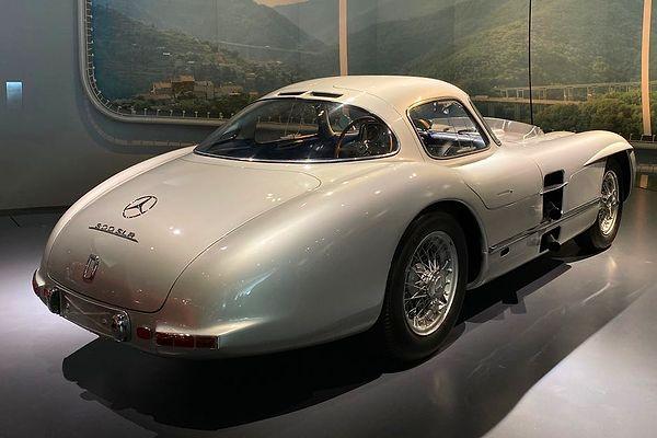 Mercedes-Benz uzun yıllar boyunca otomobili Stuttgart’taki müzesinde sergiledi.