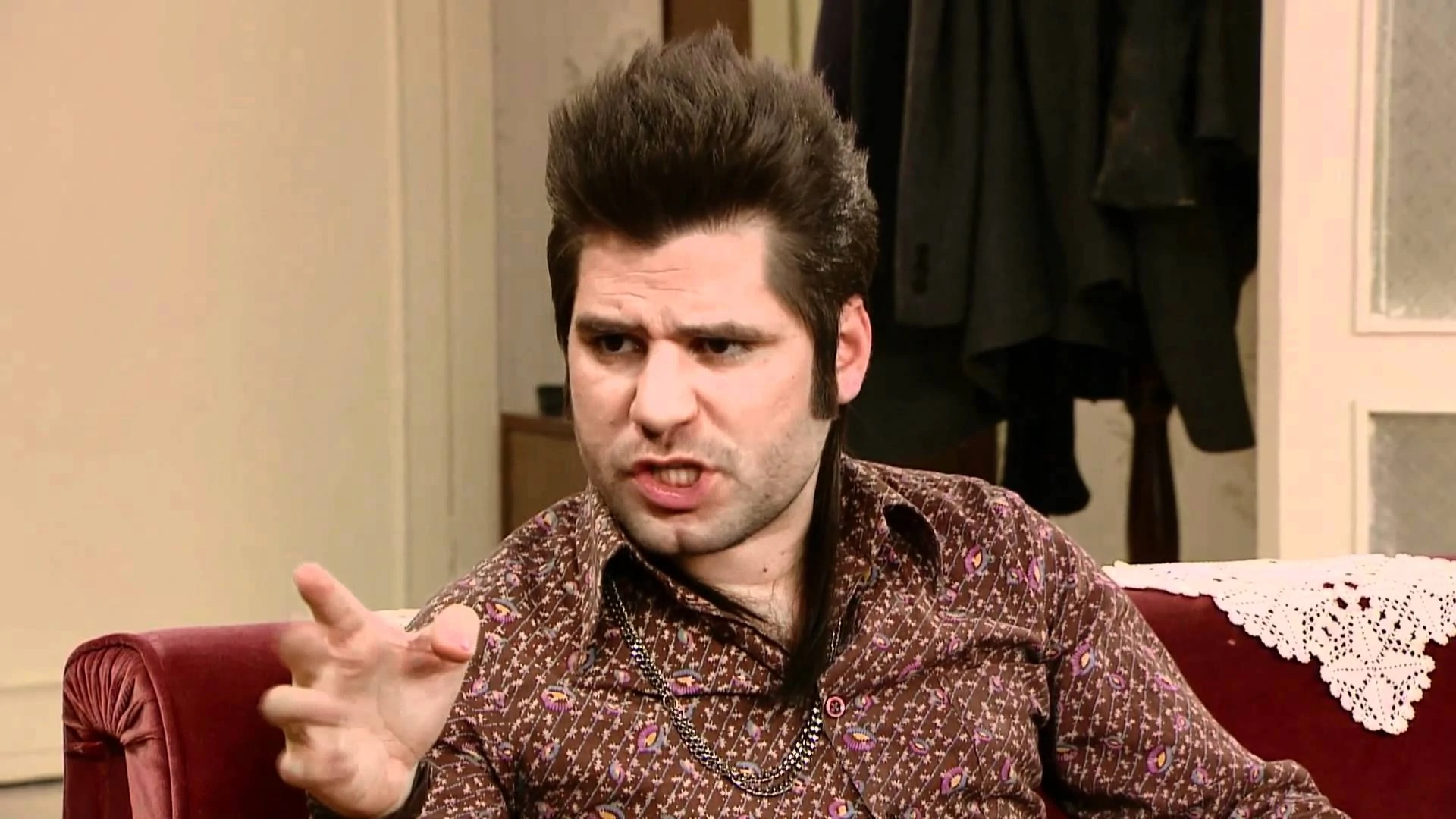 TRT 1 Seksenler Şahin Diziden Ayrıldı mı? Seksenler Şahin Neden Yok