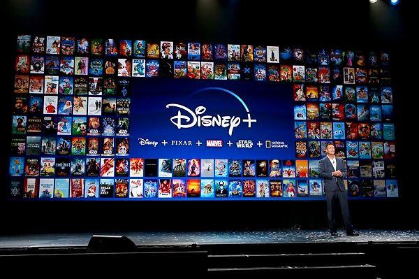 Şimdi ise yepyeni ve yine çok ses getirecek bir proje daha geliyor. Disney Plus'ın Süperstar dizisini resmen duyurdu! 🔥